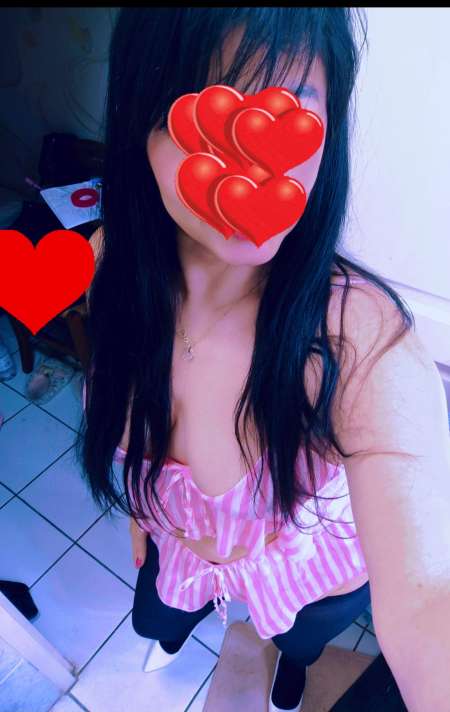 Femme discret et très belle